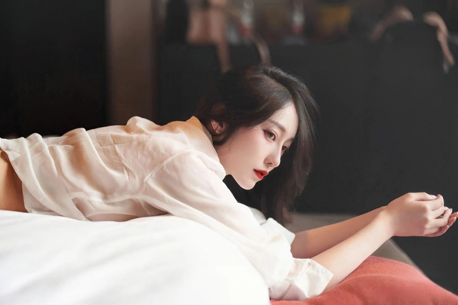 中方谈以色列空袭叙利亚：不应采取任何导致局势升级的行动